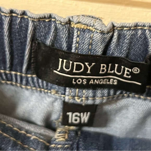 Judy Blue Jeans Woman’s Denim Airplane Mode Pull On Joggers Medium Wash 16W - Picture 4 of 6
